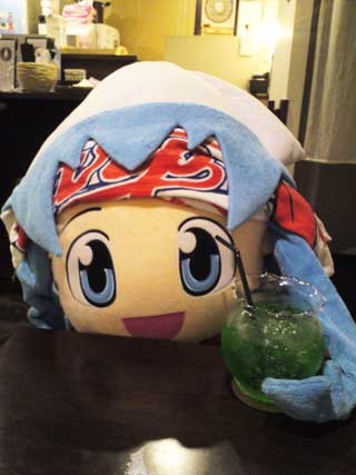 画像：ホワイトブリムの金魚鉢